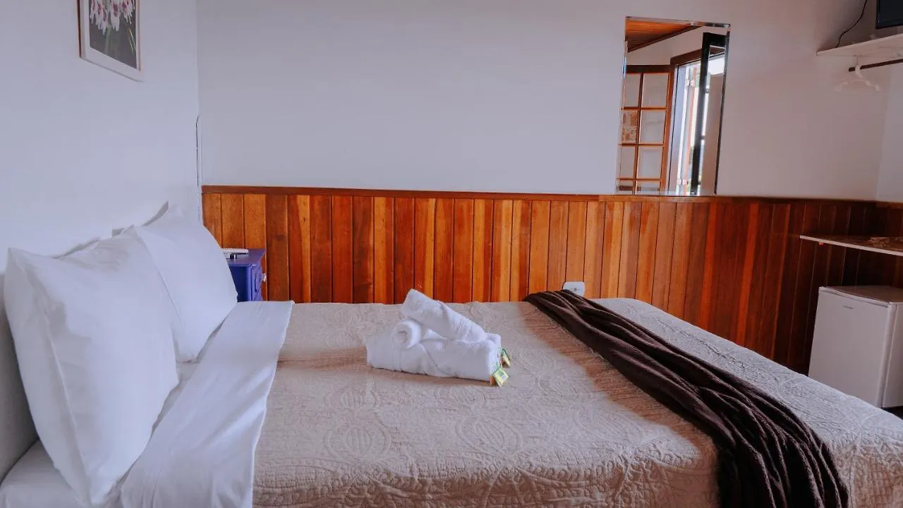Guest house Pousada Araucaria Suites Campos do Jordao