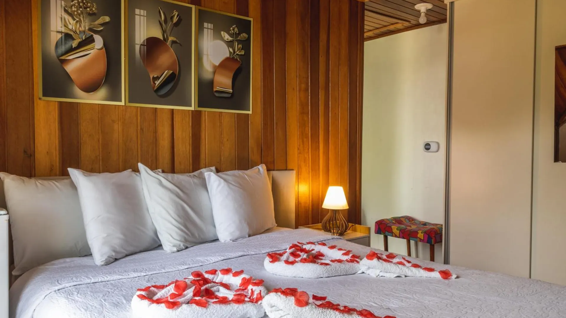 Pousada Araucaria Suites Campos do Jordao 0*,  Brazil